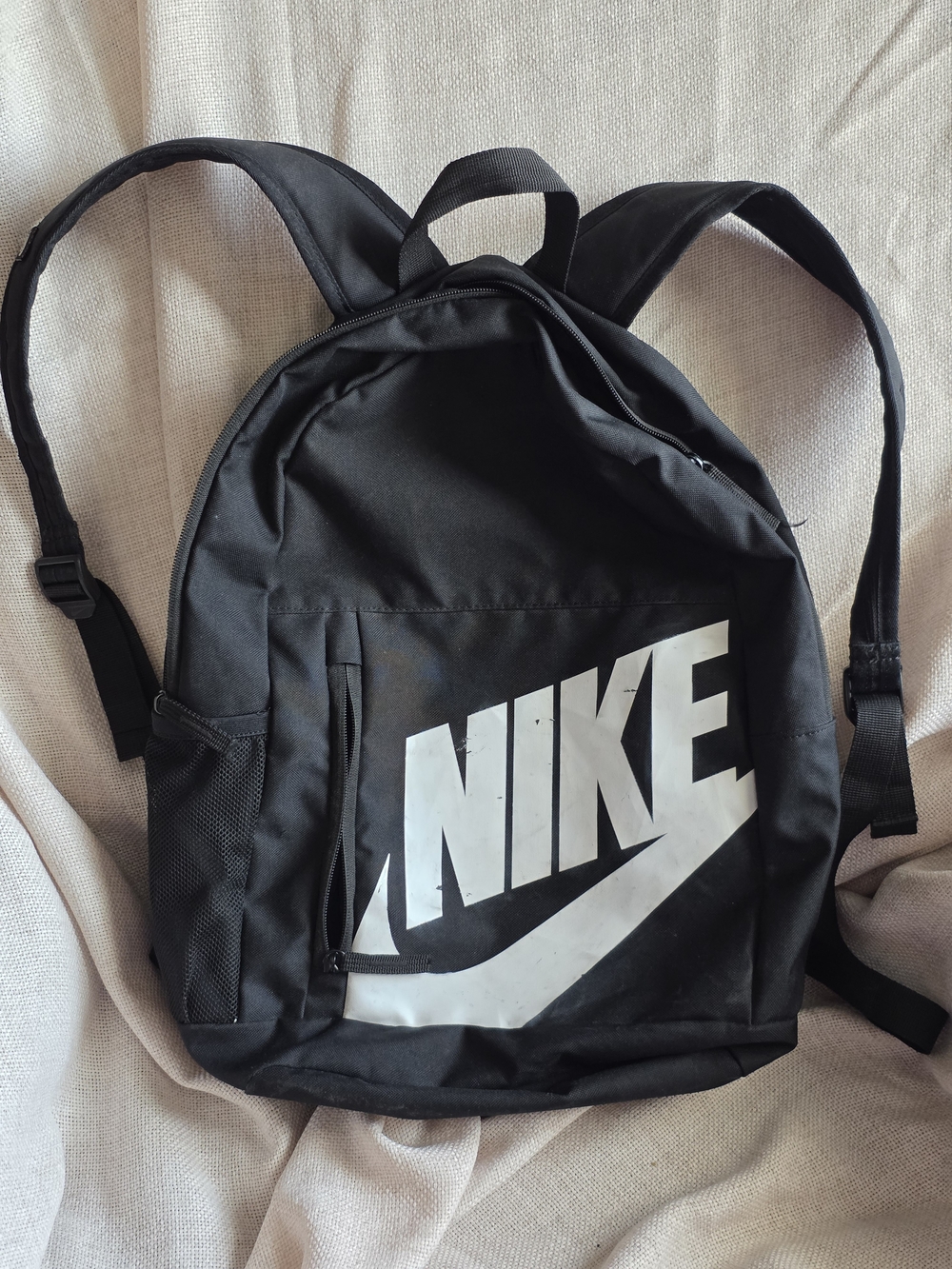 Nike Element Black With Logo Backpack  Shool Athletic Book Bag Gym Hiking Travel